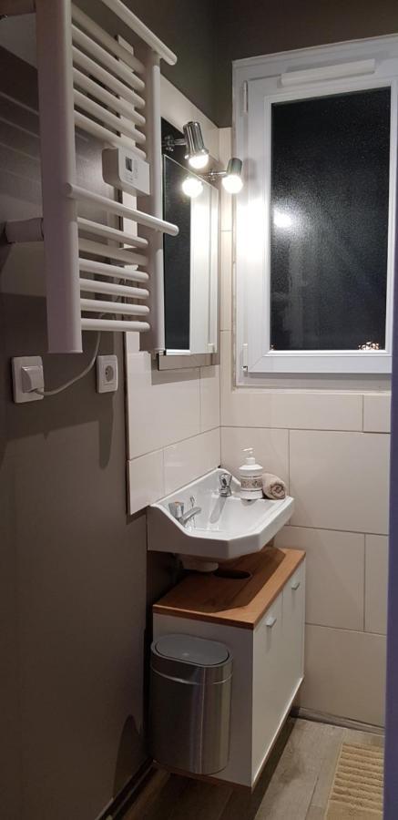 Agreable Petite Maison Proche Joigny Chamvres Εξωτερικό φωτογραφία